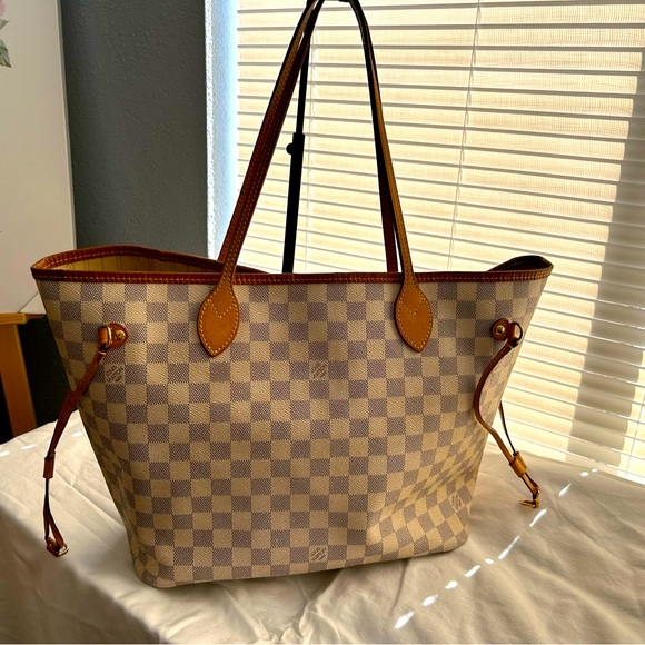 LOUIS VUITTON Neverfull - Picture 4 of 17